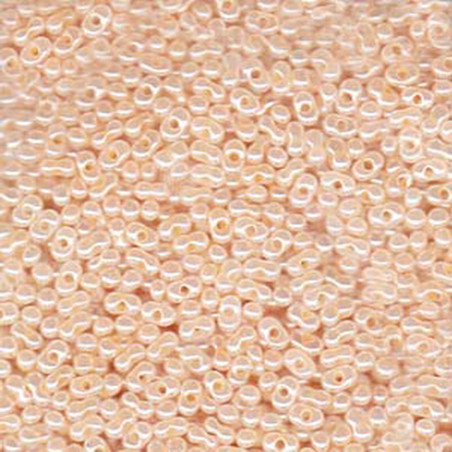 Matsuno Peanut Beads 2x4mm (P3332) Ceylon Peach